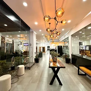 Bugari Aeropuerto Guadalajara *** Las Pintas