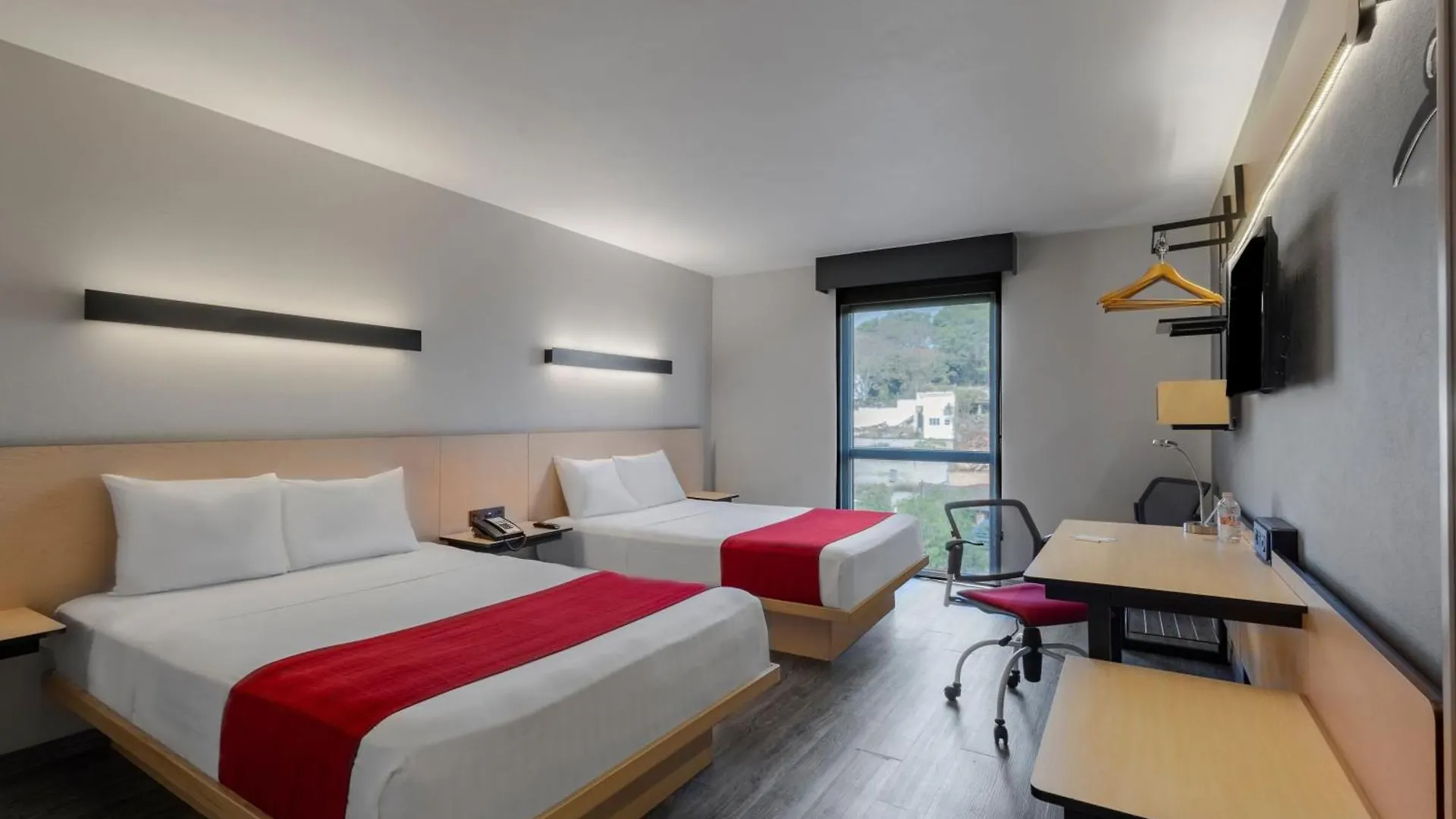 Hotel City Express By Marriott Guadalajara Aeropuerto Las Pintas