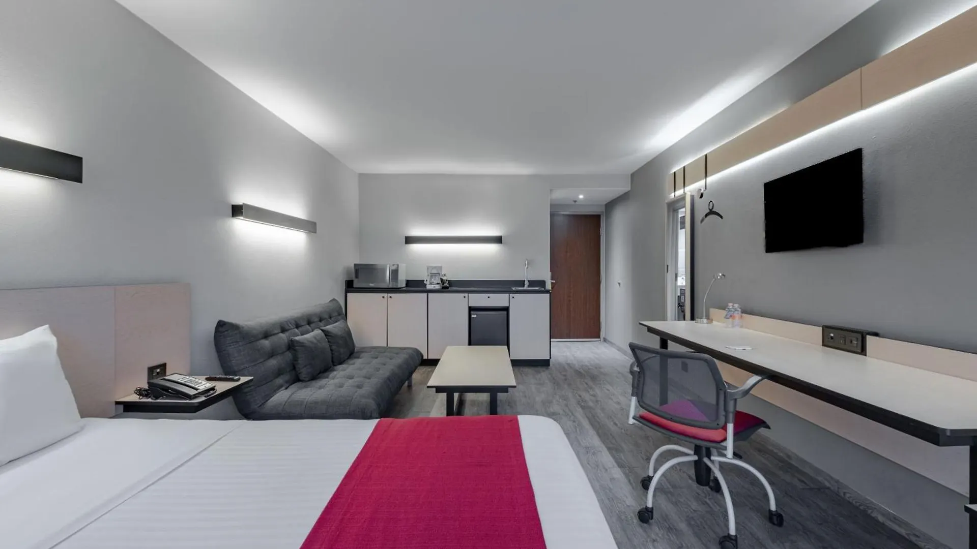 Hotel City Express By Marriott Guadalajara Aeropuerto Las Pintas